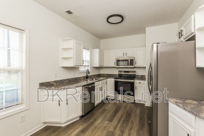 Foto del edificio - 2555 Flat Shoals Rd