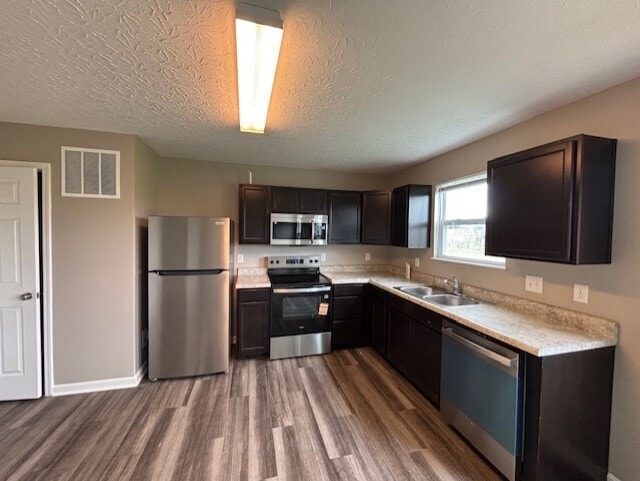 Photo - 833 Prescot Cir House