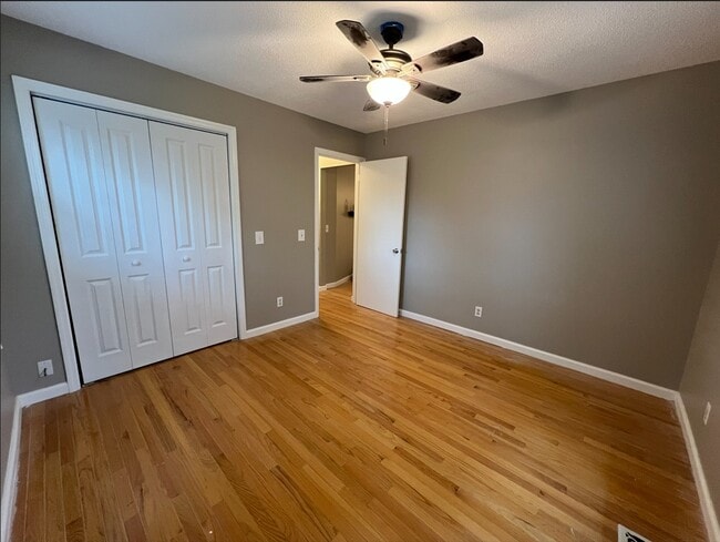 Building Photo - 2805 Big Bend Dr