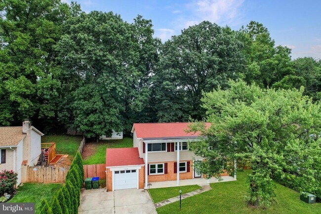 Foto del edificio - 13421 Delaney Rd