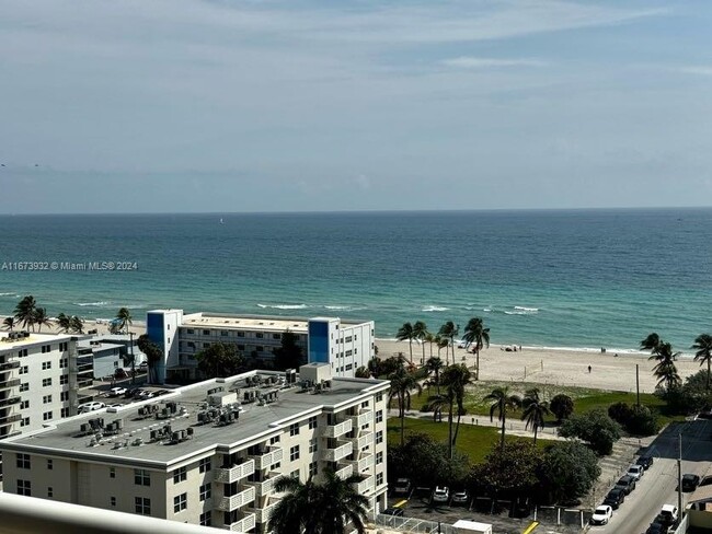 Foto del edificio - 1600 S Ocean Dr