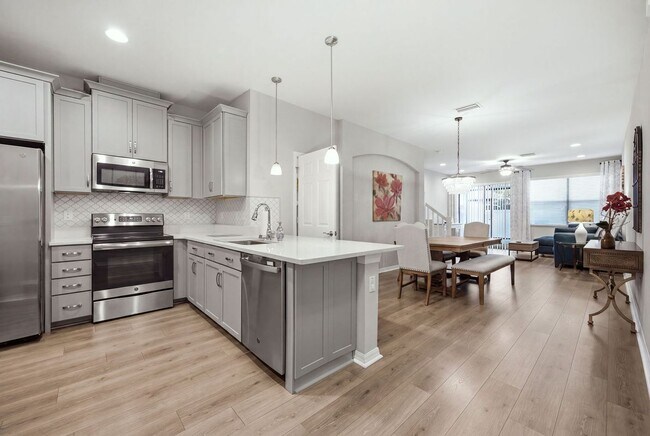 Building Photo - 30138 Southwell Ln
