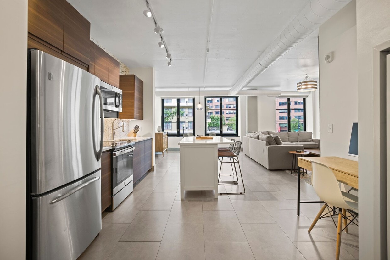 Logan Circle Condo - Logan Circle Condo