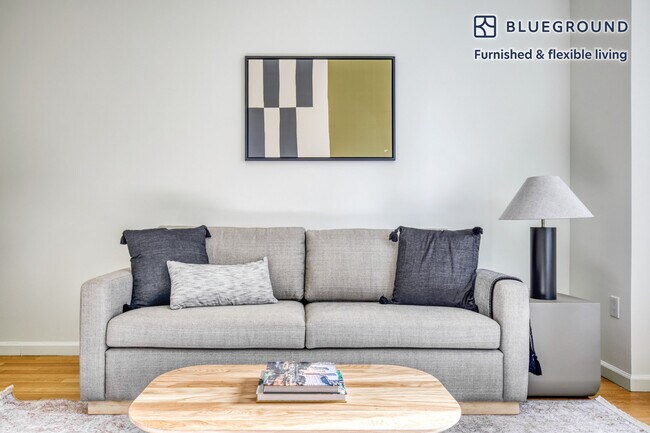 Foto del edificio - 4-75 48th Avenue-SI FL4-ID690