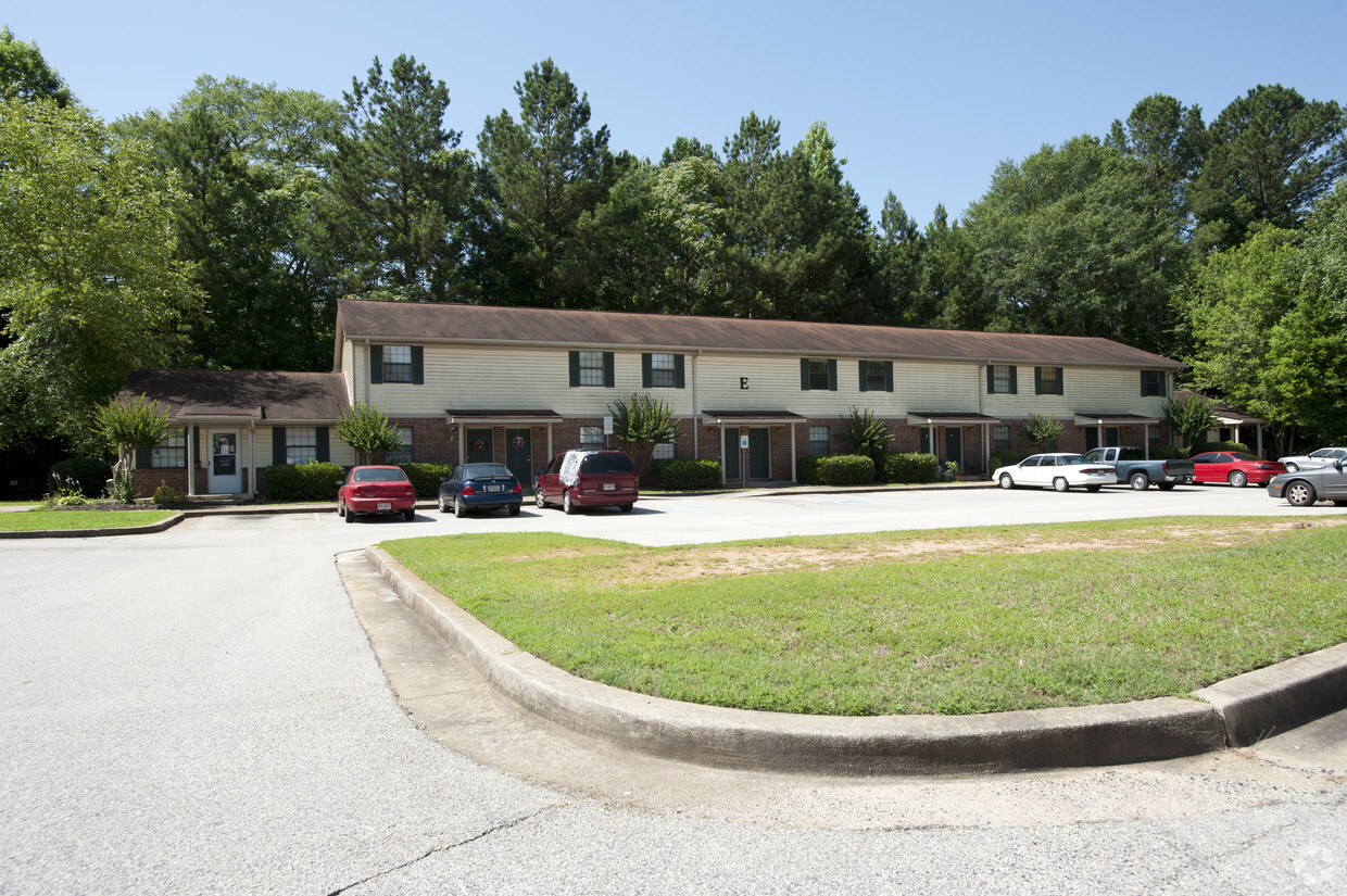 Primary Photo - Franklin Oaks Apartments