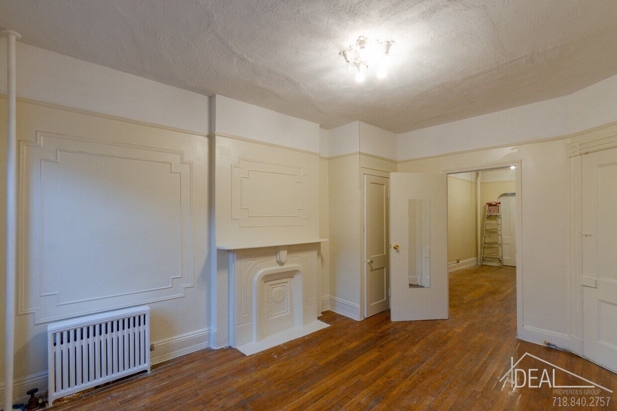 Primary Photo - Great 1 Bedroom in South Park Slope!