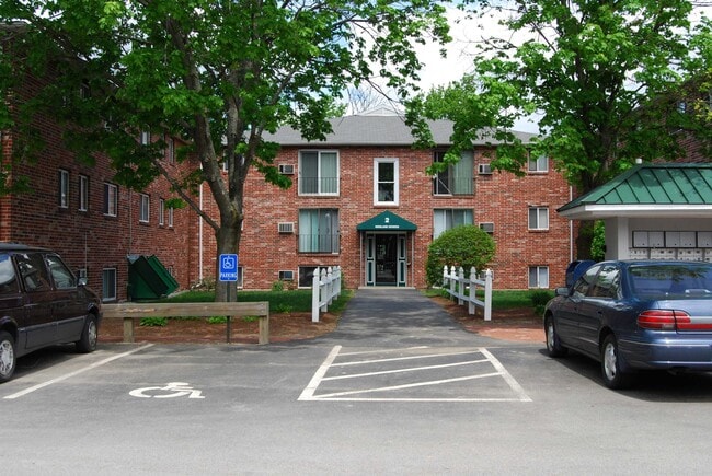 Building Photo - 93 West St