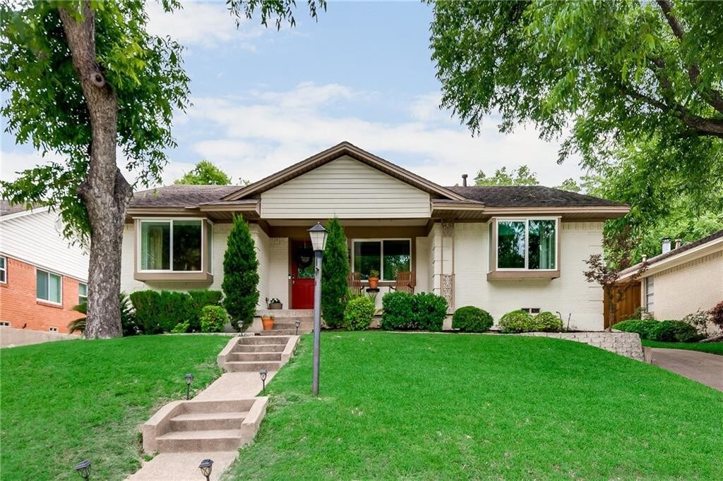 Primary Photo - 2417 Springhill Dr