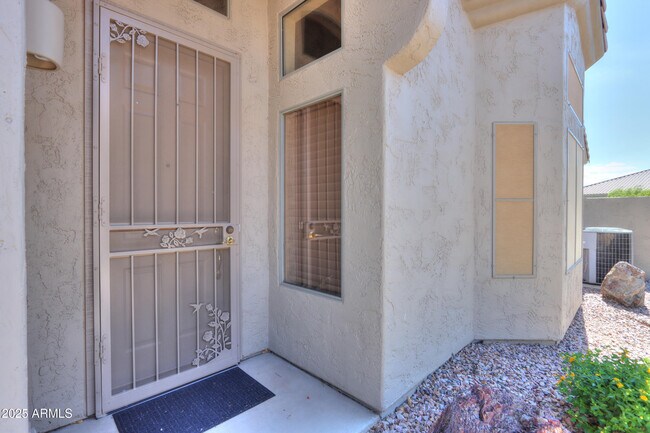 Foto del edificio - 1441 N Desert Willow St