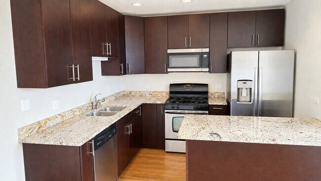 Foto del edificio - 3342 W 19th St