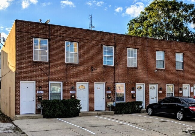 Building Photo - 2324 S 23rd St