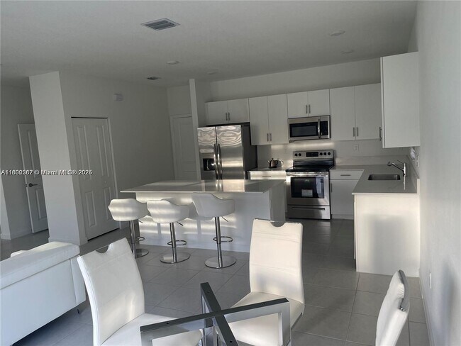Foto del edificio - 22960 SW 130th Ave
