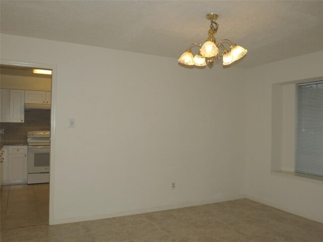 Building Photo - 2915 N Blue Meadow Cir