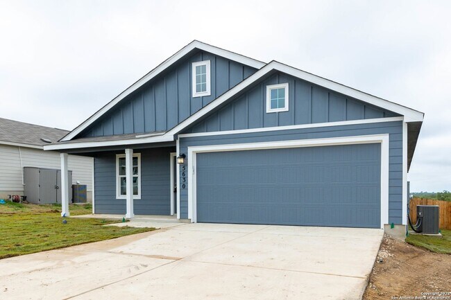 Building Photo - 5630 Elm Valley Dr