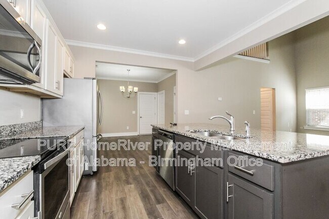 Foto del edificio - 5561 Park Side Rd