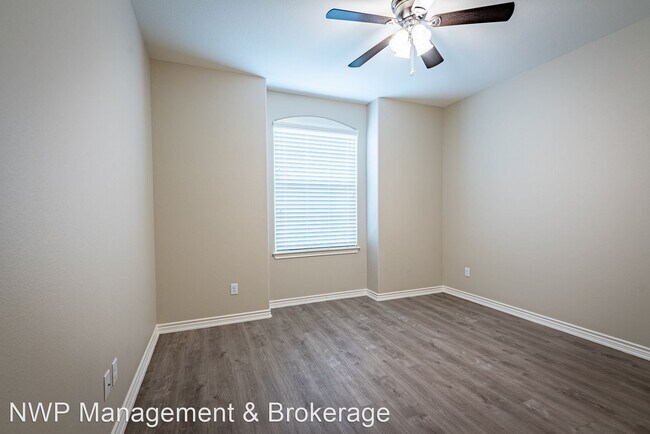 Foto del edificio - 3 br, 2 bath House - 2644 Barbee Rd.