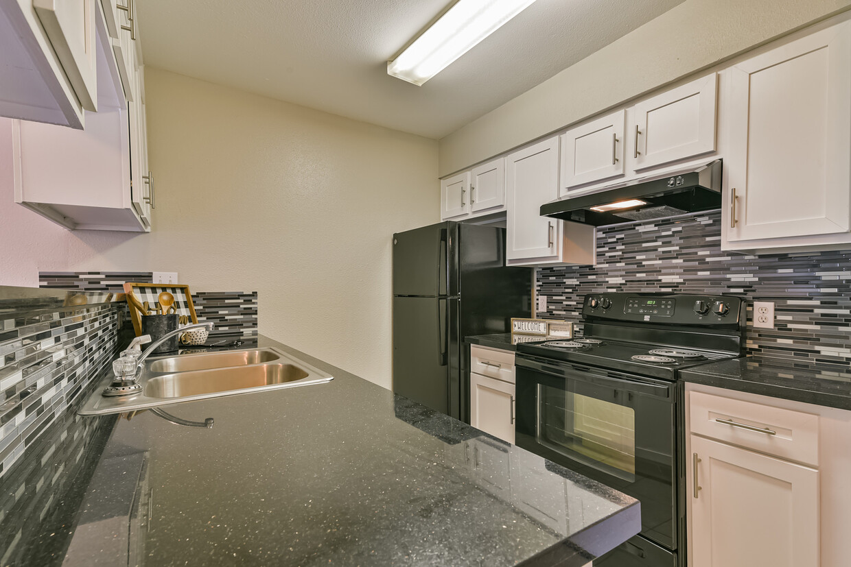 Foto principal - Shoal Pointe Apartments