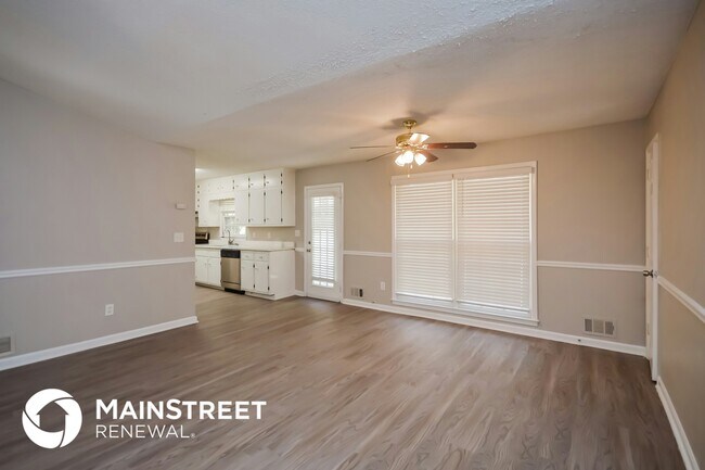 Foto del edificio - 4801 Cedar Brook Dr SE