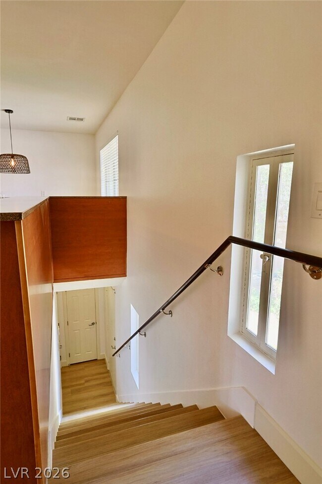 Foto del edificio - 3181 Pinehurst Dr