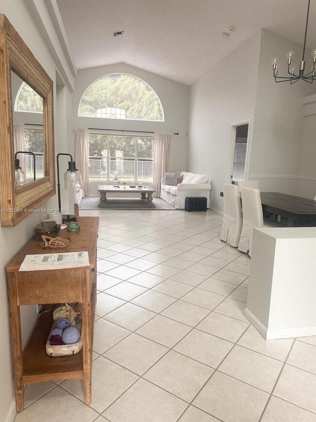 Foto del edificio - 15790 Bent Creek Rd