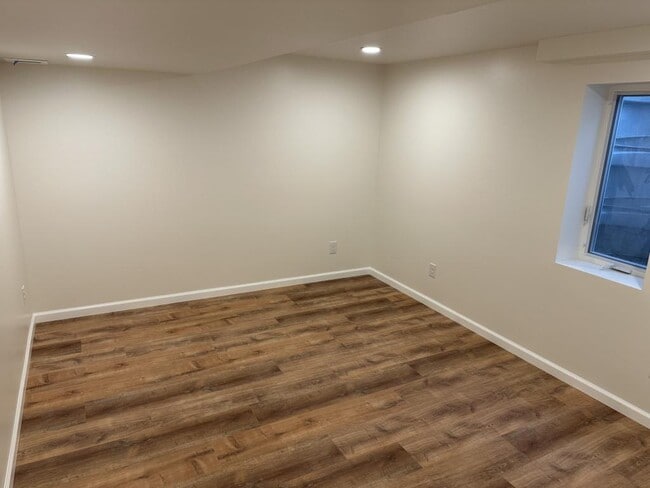 Foto del edificio - 249 Bluegrass Ave