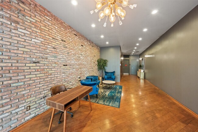 Foto del edificio - 711 Main St