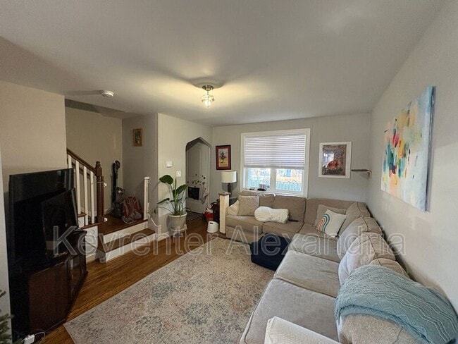 Foto del edificio - 105 Clifford Ave