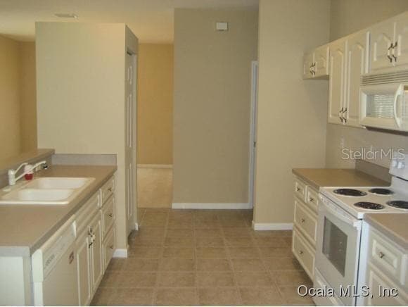 Building Photo - 2022 NW 58th Ct