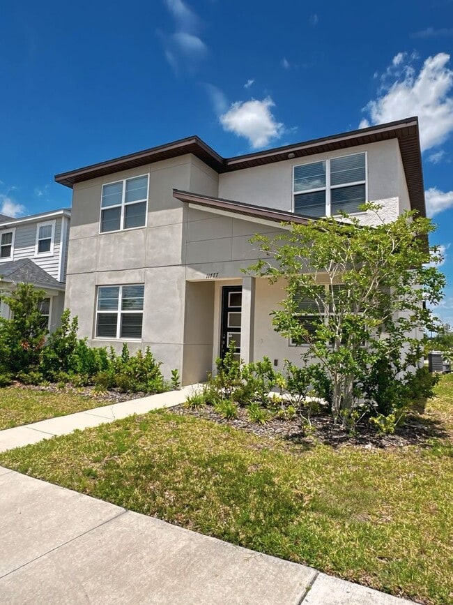 Building Photo - Spacios 4 Bedroom Home for Rent in Orlando - Available NOW!