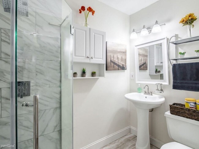 Foto del edificio - 2 br, 2 bath Condo - 6280 W 3rd St Apt 411