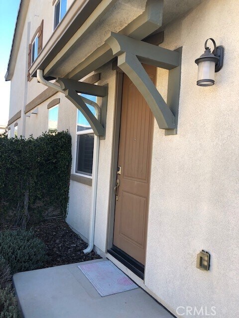 Building Photo - 24726 Satinwood Ln