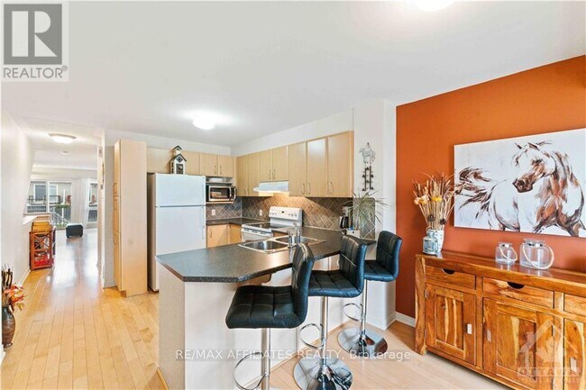 Building Photo - 204-204 Chapman Mills Dr