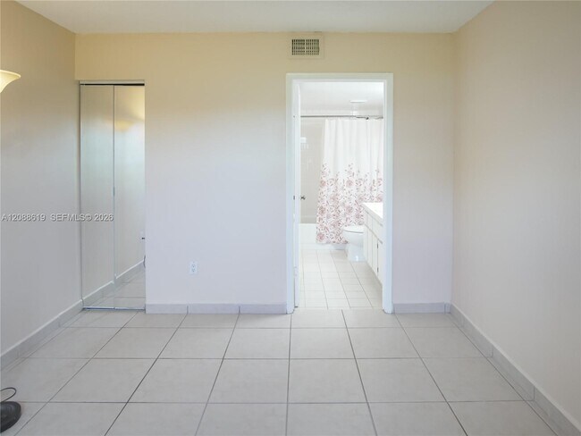Foto del edificio - 14935 SW 104th St