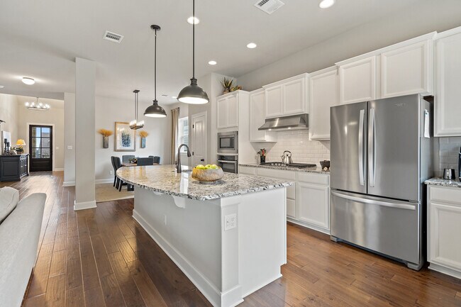 Building Photo - 362 Dayridge Dr