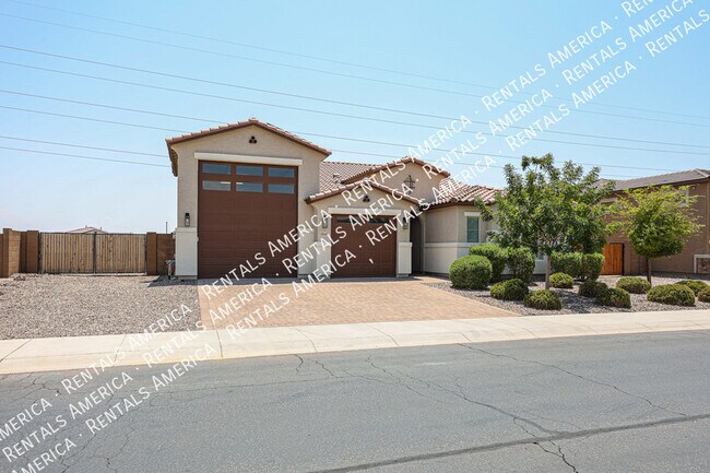 Building Photo - 3 bedroom 2.5 bath in Glendale