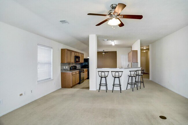 Foto del edificio - 135 Rustic Colony Ln