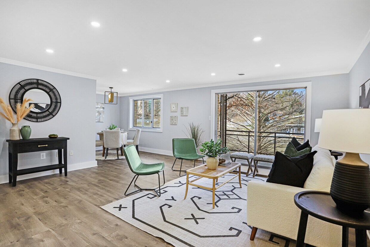 Photo - 10200 Rockville Pike (North Bethesda, MD)