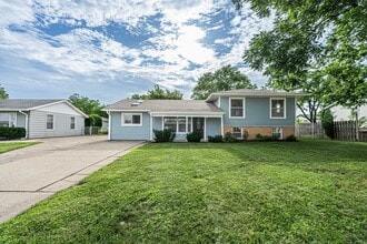 Building Photo - 440 Huehl Rd