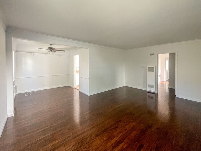 Building Photo - 5858 Coldwater Canyon Ave
