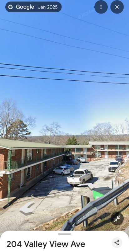 Building Photo - 203 Valley View Ave