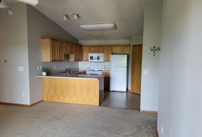 Building Photo - 525 Penn Ct