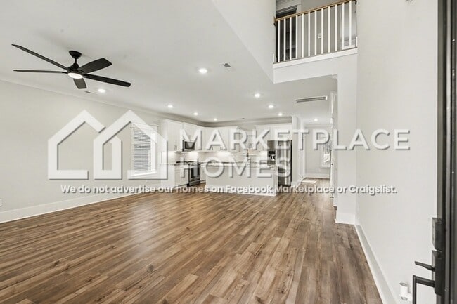 Building Photo - 521 Kingwood Ln