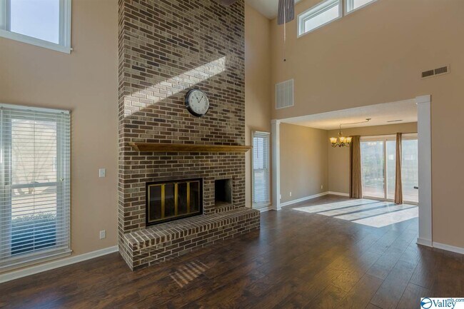 Foto del edificio - 114 Springfield Ln