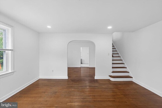 Foto del edificio - 439 E 11th Ave