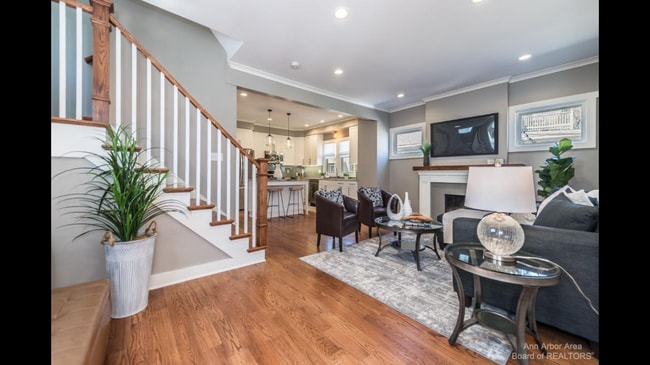 Foto del edificio - 1040 Olivia Ave