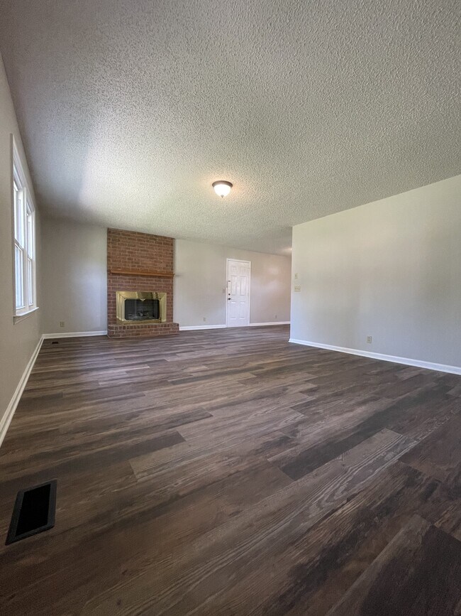 Building Photo - 2842 Grange Pl