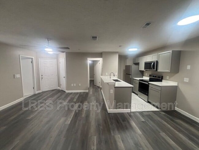 Building Photo - 958 Salt Pond Pl