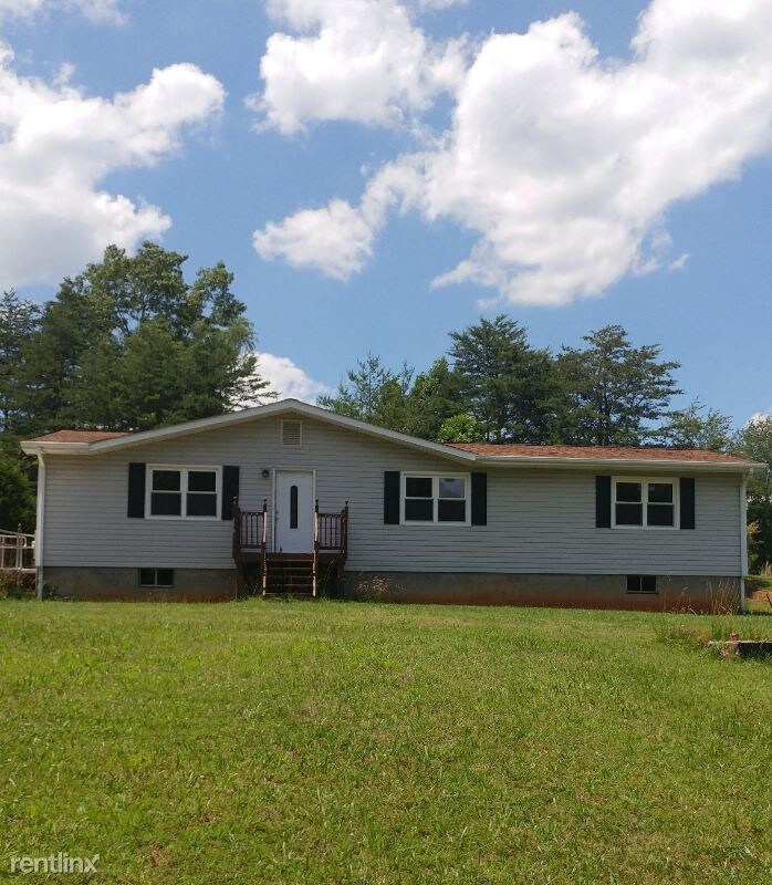 8681 Salt Pond Rd, Troutville, VA 24175 House Rental in Troutville