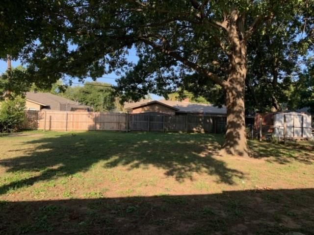 Foto del edificio - 1417 Norwood Dr