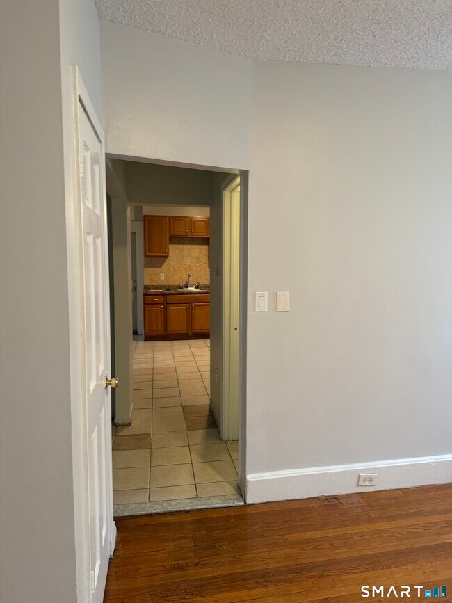 Foto del edificio - 192 Russ St